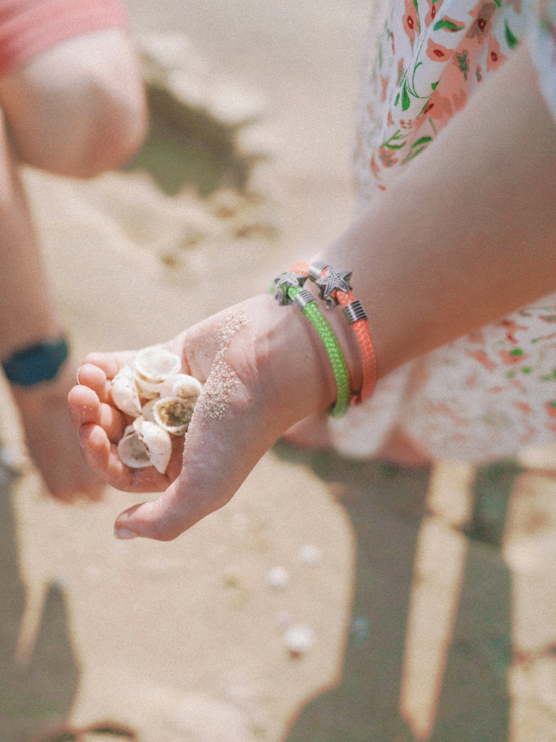 Aqua Beach Starfish Recycled Plastic Bracelet - Bright Orange
